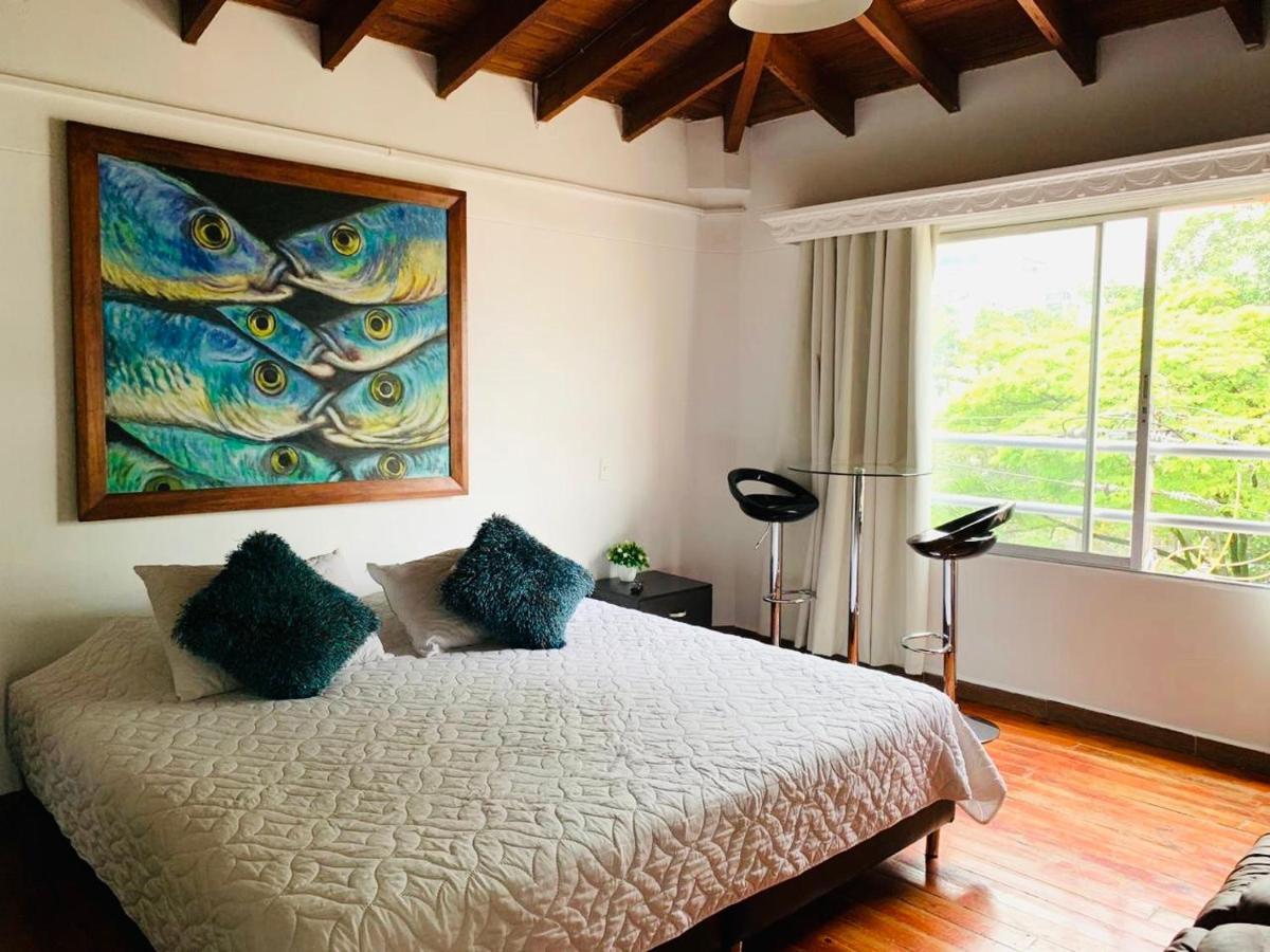Hotel Lleras Premium #1 Медельин Экстерьер фото